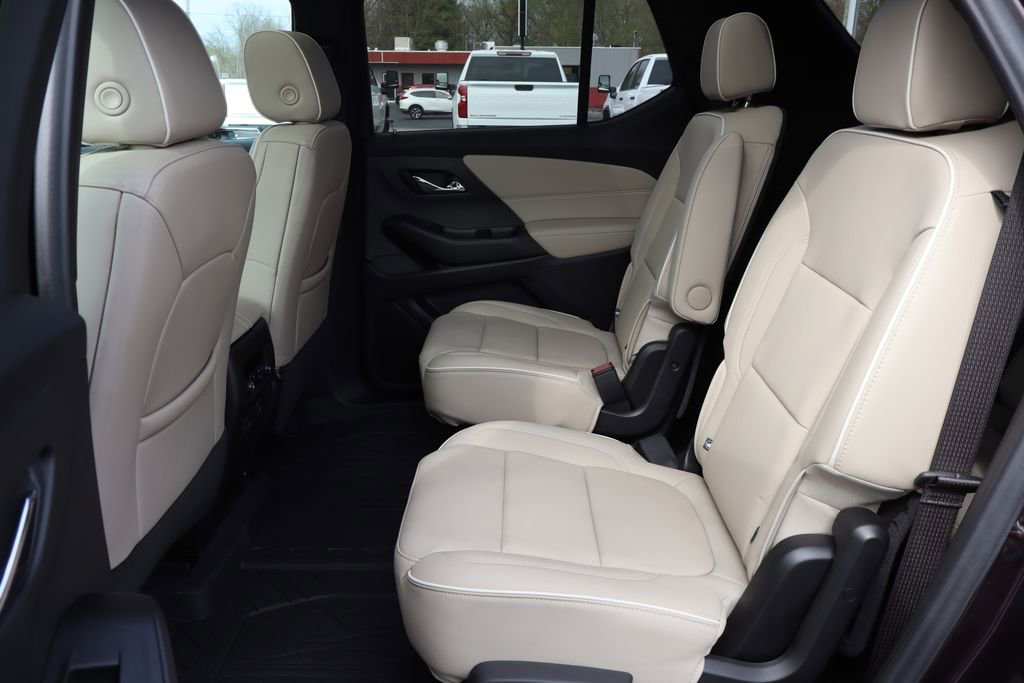 Used 2023 Chevrolet Traverse Premier w/ LPO, Floor Liner Package image 27
