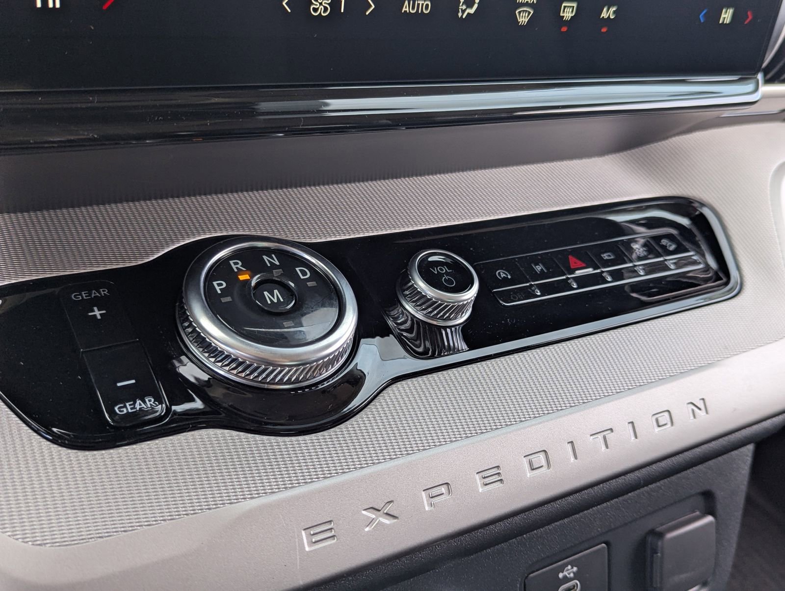 New 2026 Ford Expedition XL AWD/4WD image 23