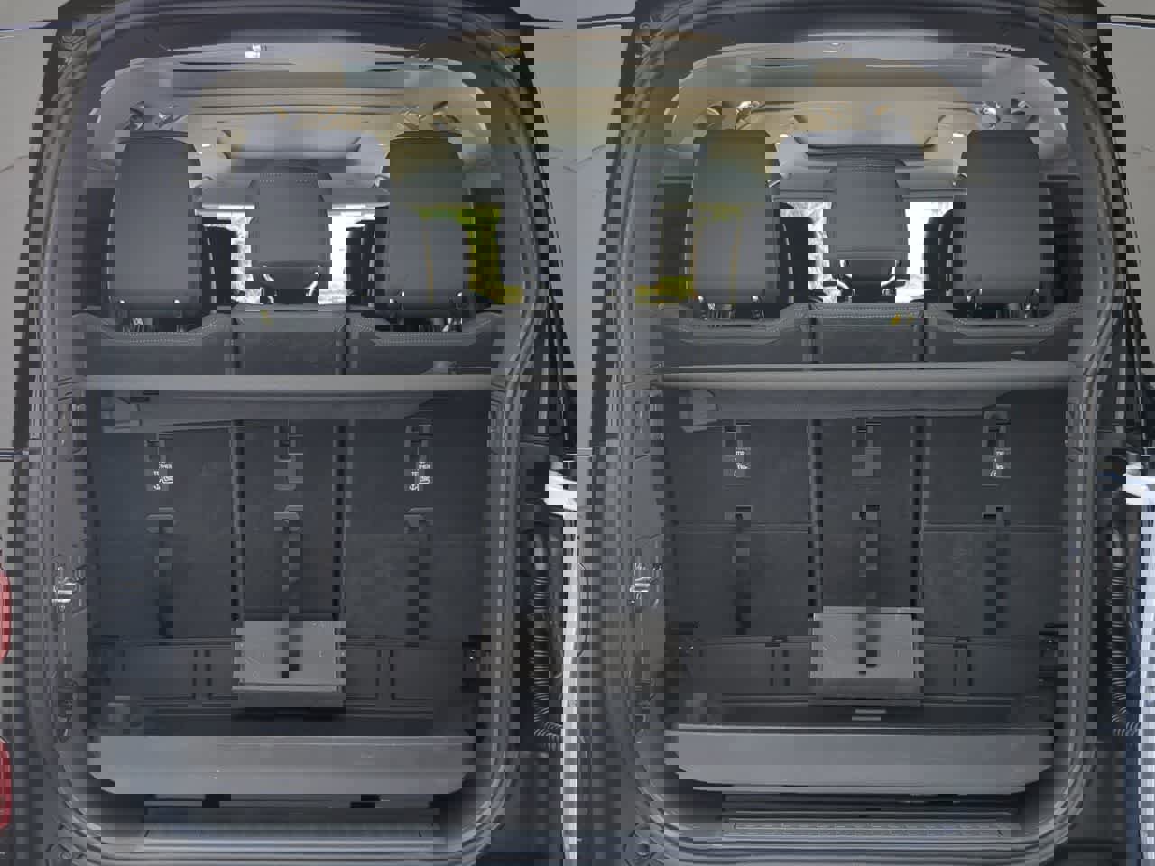 New 2024 Land Rover Defender 130 X-Dynamic SE image 35