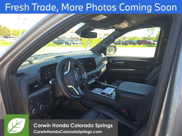 Used 2025 Chevrolet Suburban Z71 AWD/4WD image 11