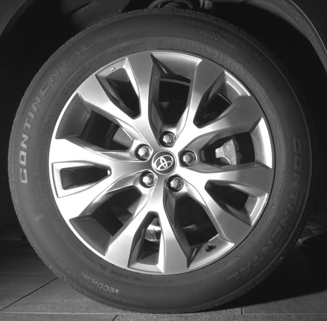 Used 2024 Toyota Grand Highlander AWD image 11