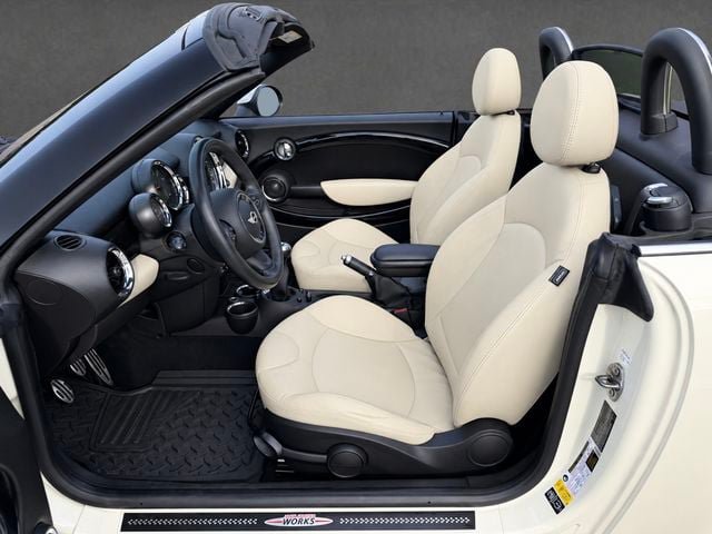 Used 2015 MINI Cooper Roadster S FWD image 10