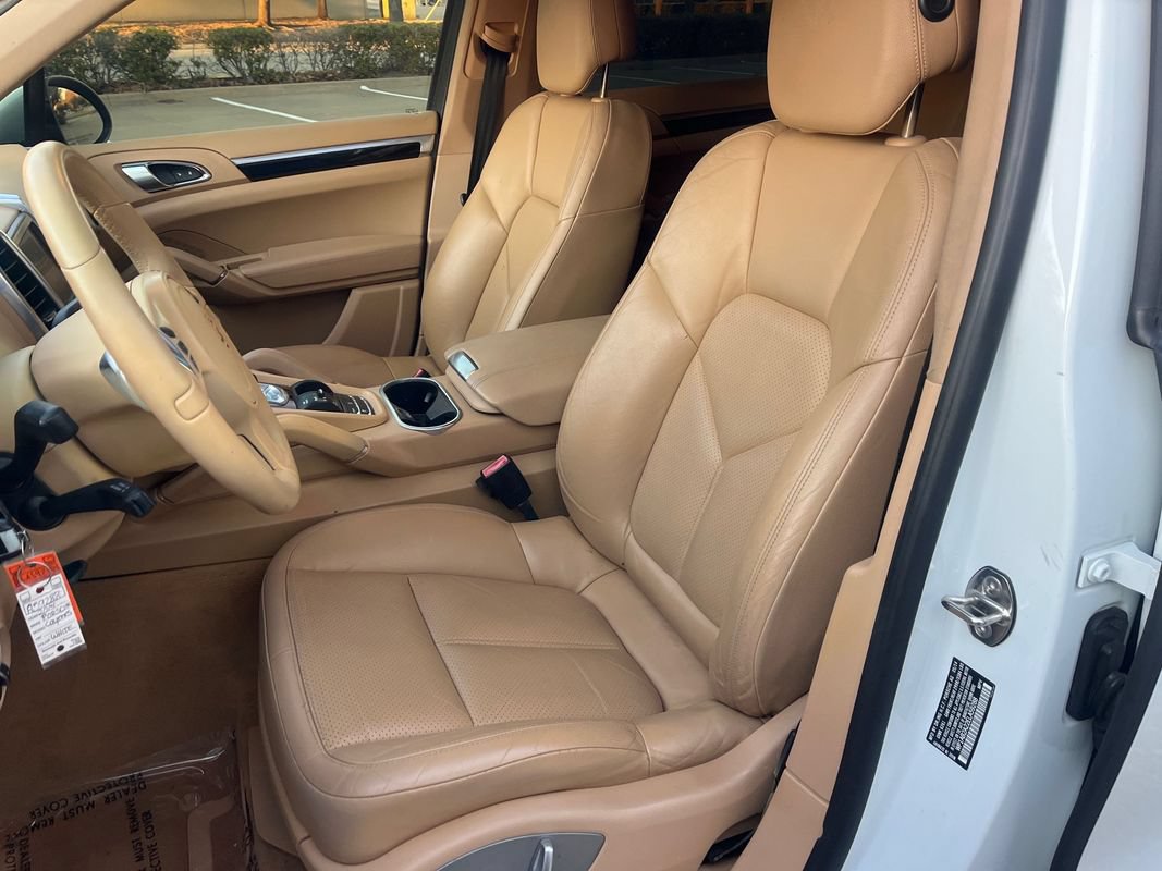 Used 2014 Porsche Cayenne S AWD/4WD image 15
