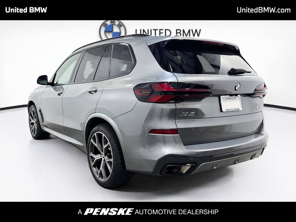 Used 2024 BMW X5 sDrive40i w/ M Sport Package RWD image 7