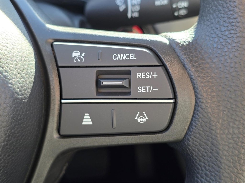 New 2026 Honda HR-V LX image 32