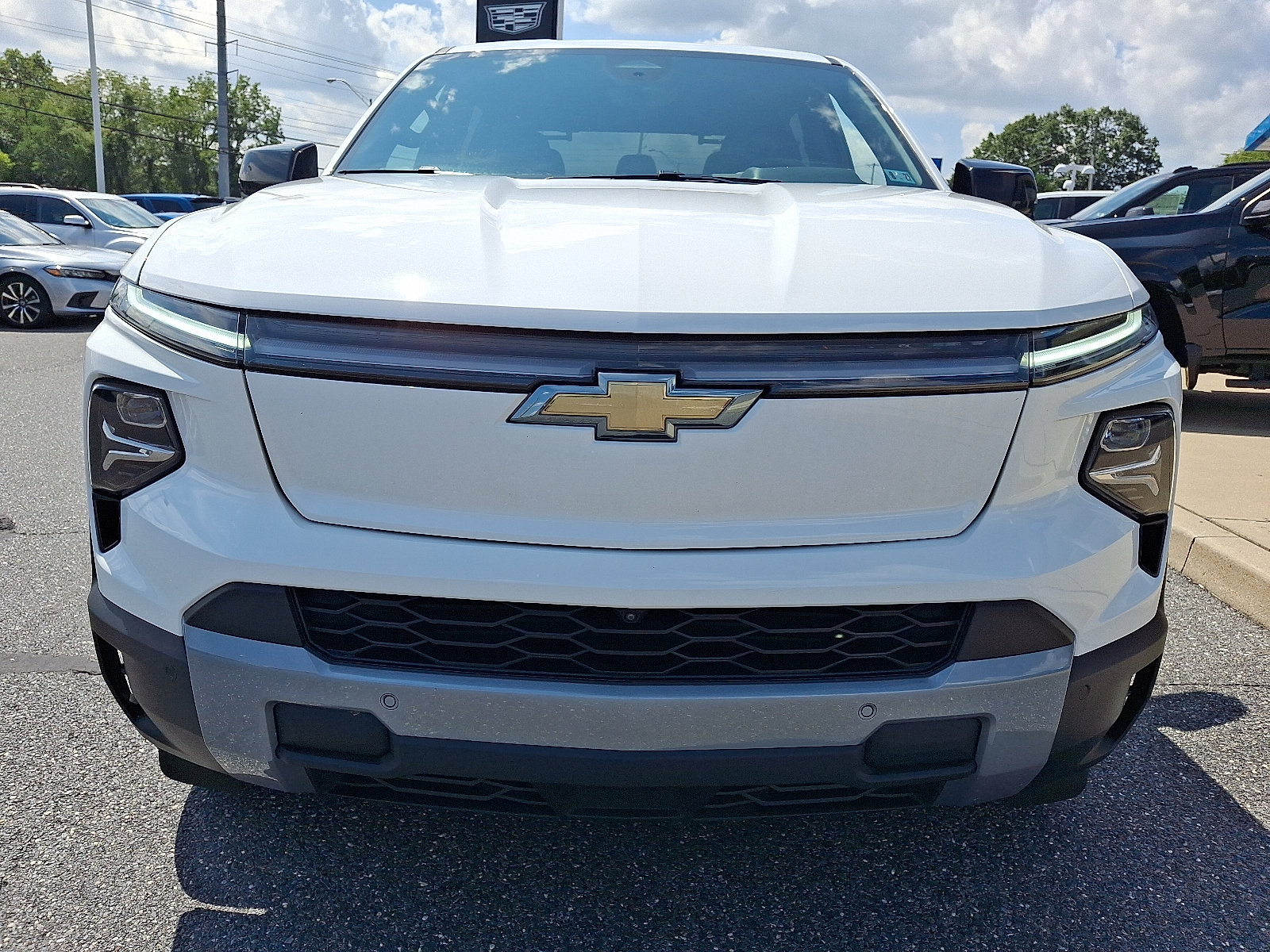 Used 2026 Chevrolet Silverado EV LT AWD/4WD image 2