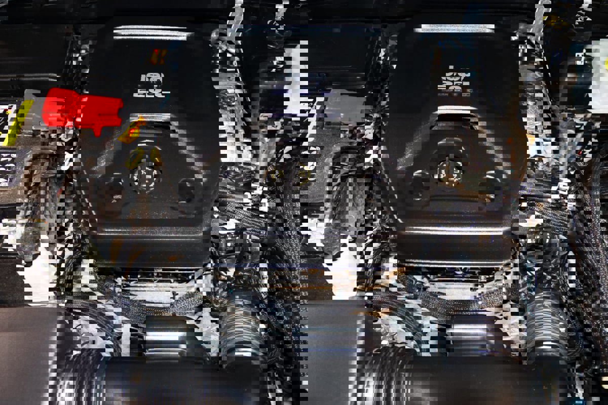 Used 2022 Jeep Wrangler Unlimited Sahara w/ Cold Weather Group image 97