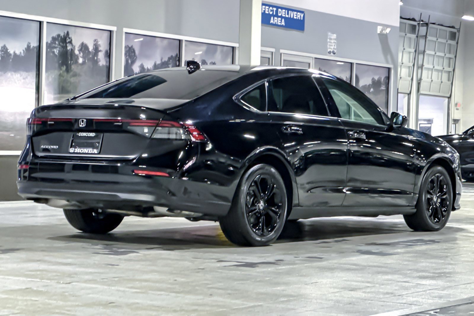 Used 2025 Honda Accord SE image 8