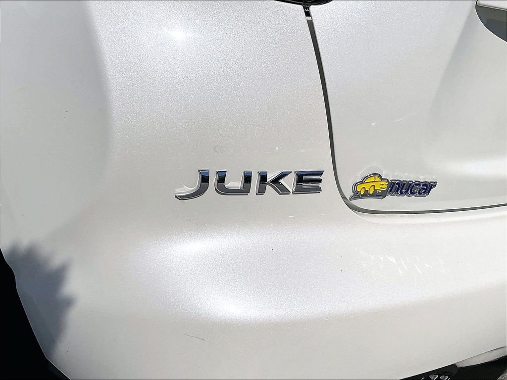 Used 2016 Nissan Juke SV AWD/4WD image 27