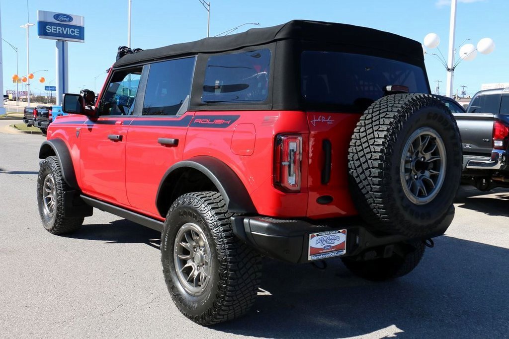 Used 2022 Ford Bronco Badlands image 7