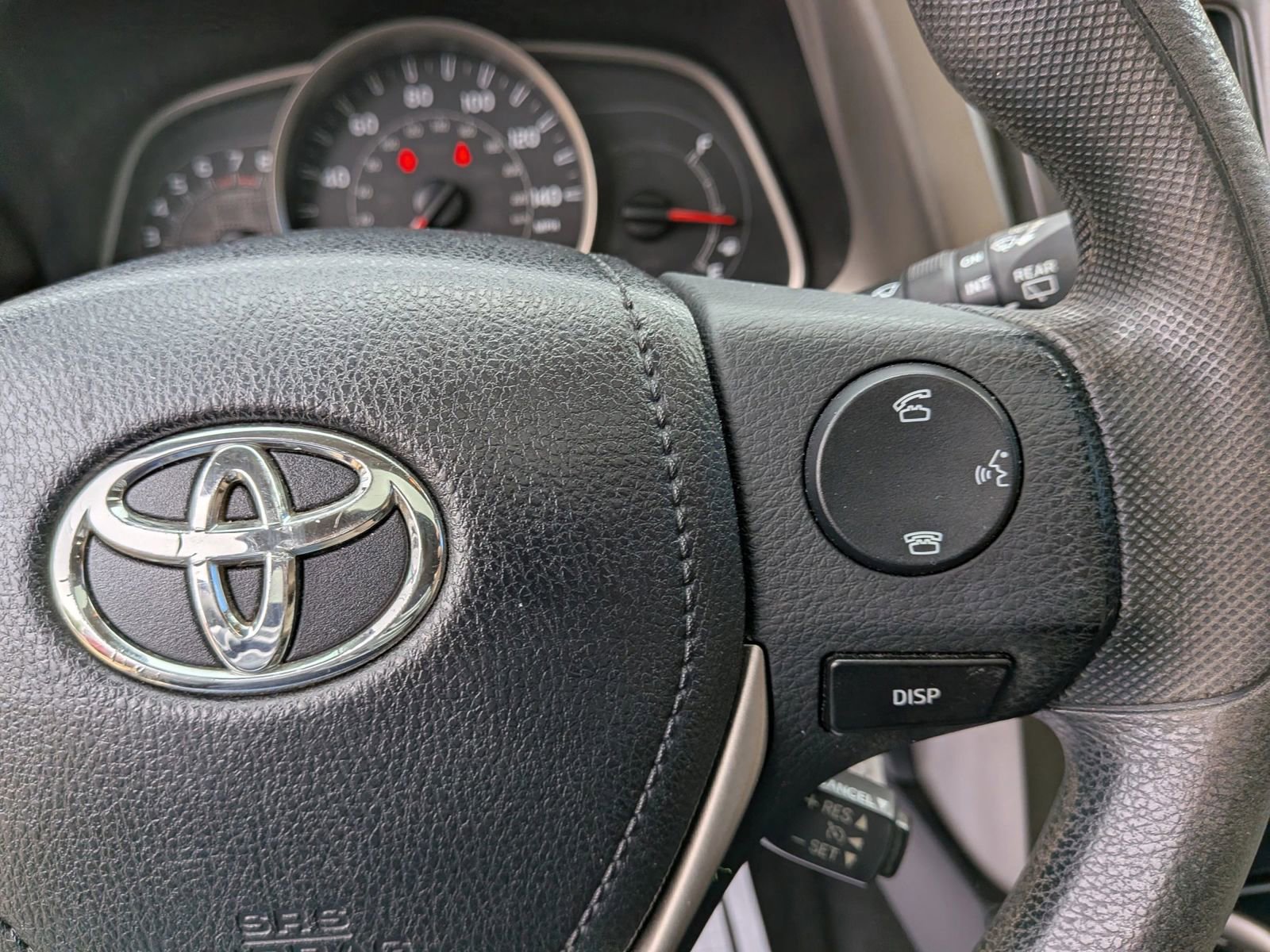 Used 2015 Toyota RAV4 XLE AWD/4WD image 45