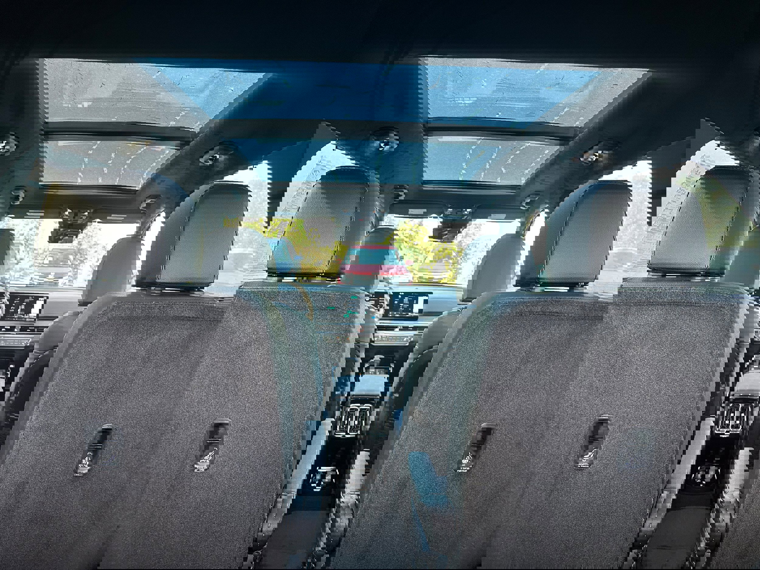 New 2025 Kia Sorento SX Prestige image 12