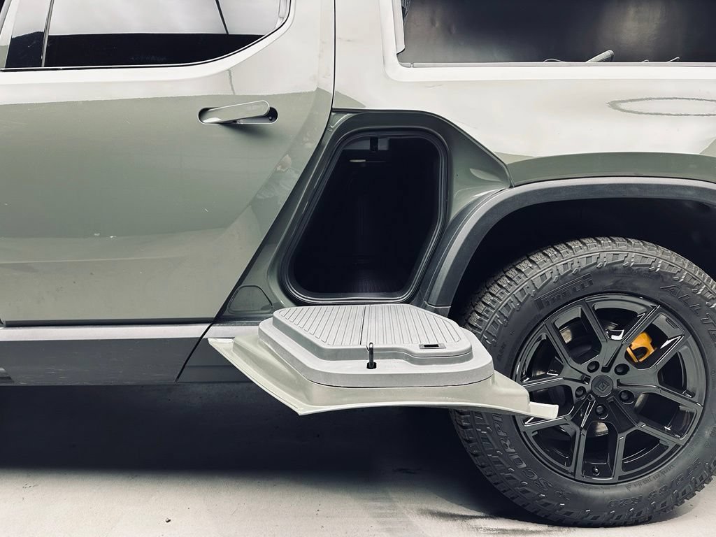 Used 2022 Rivian R1T Launch Edition AWD/4WD image 42