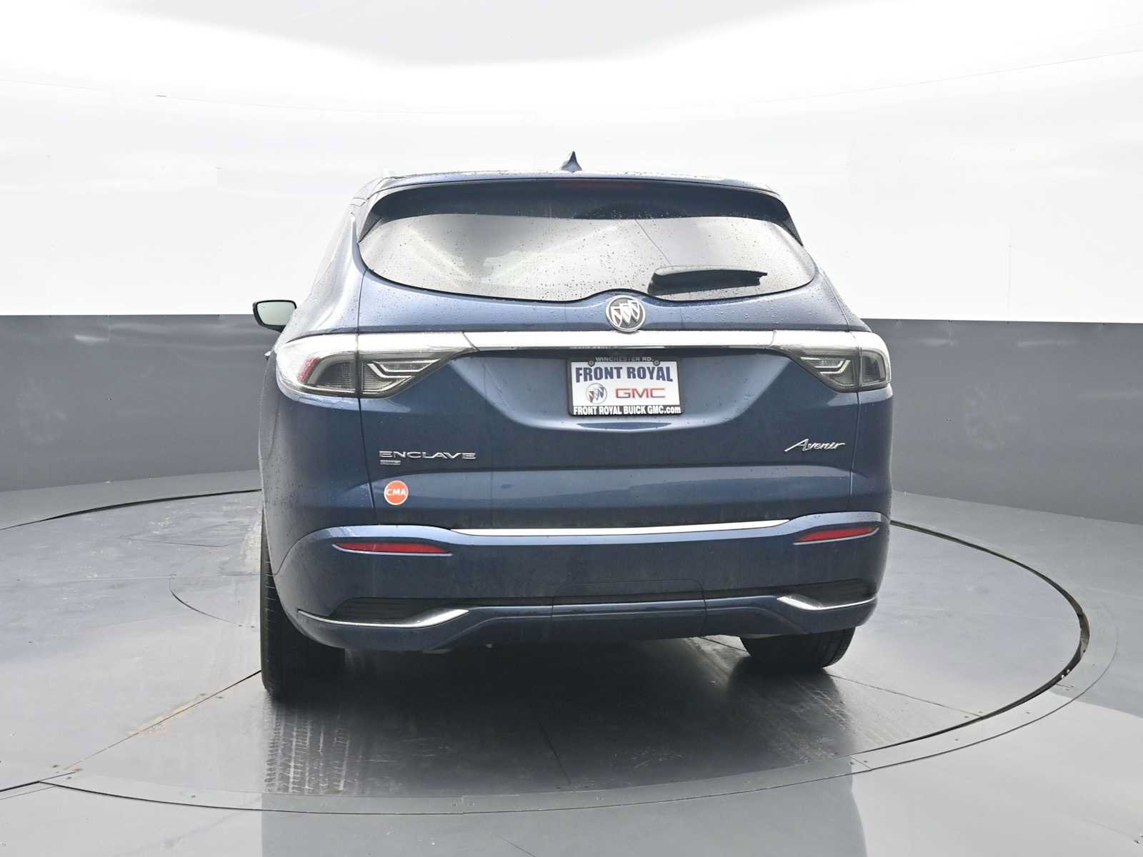 Used 2024 Buick Enclave Avenir w/ Avenir Technology Package AWD/4WD image 7