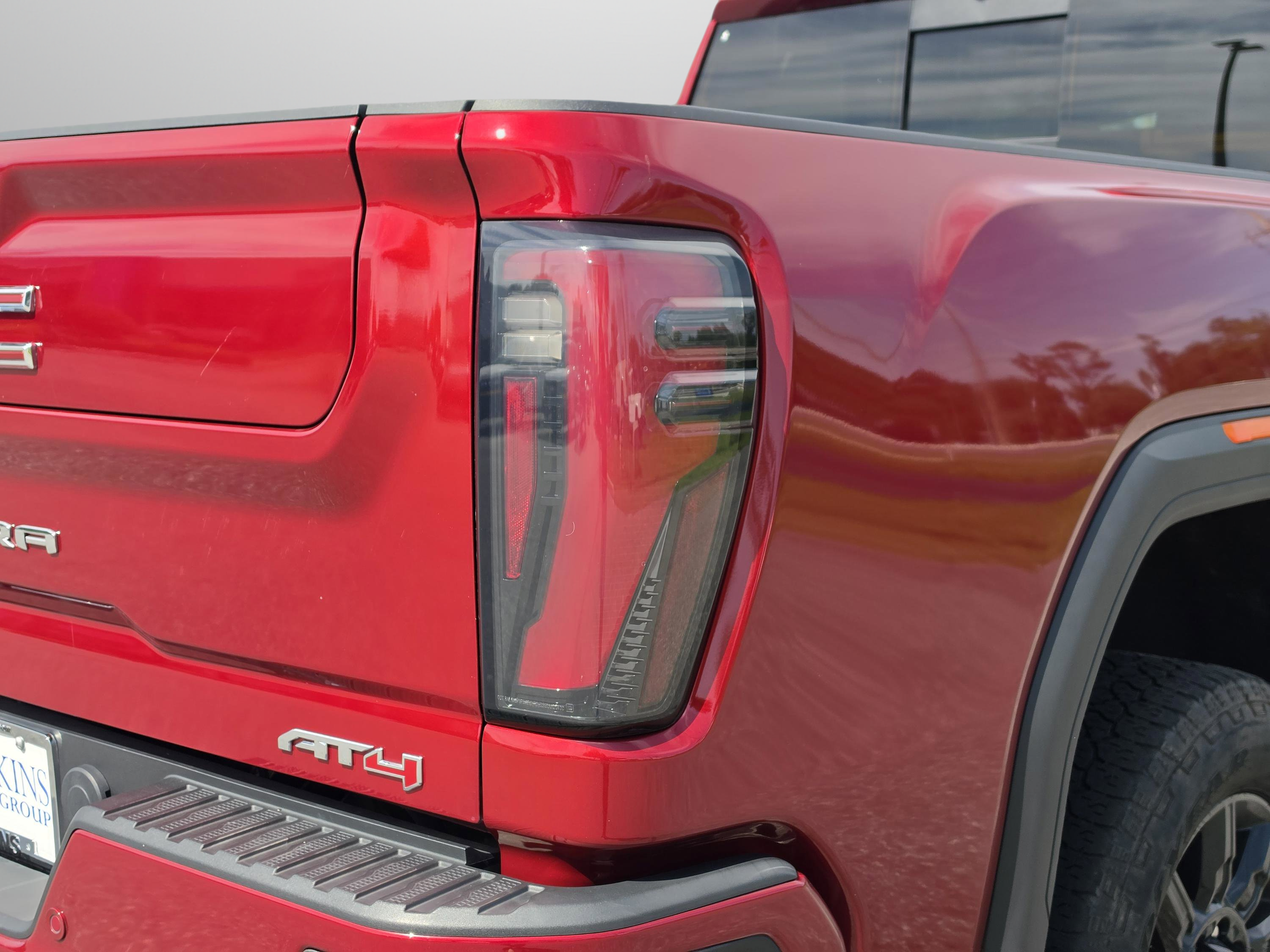 Used 2024 GMC Sierra 2500 AT4 w/ AT4 Premium Plus Package AWD/4WD image 43