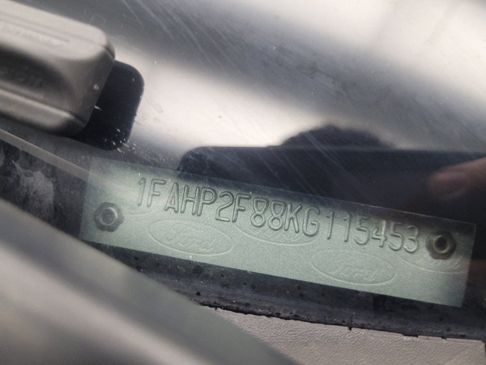 Used 2019 Ford Taurus Limited image 33