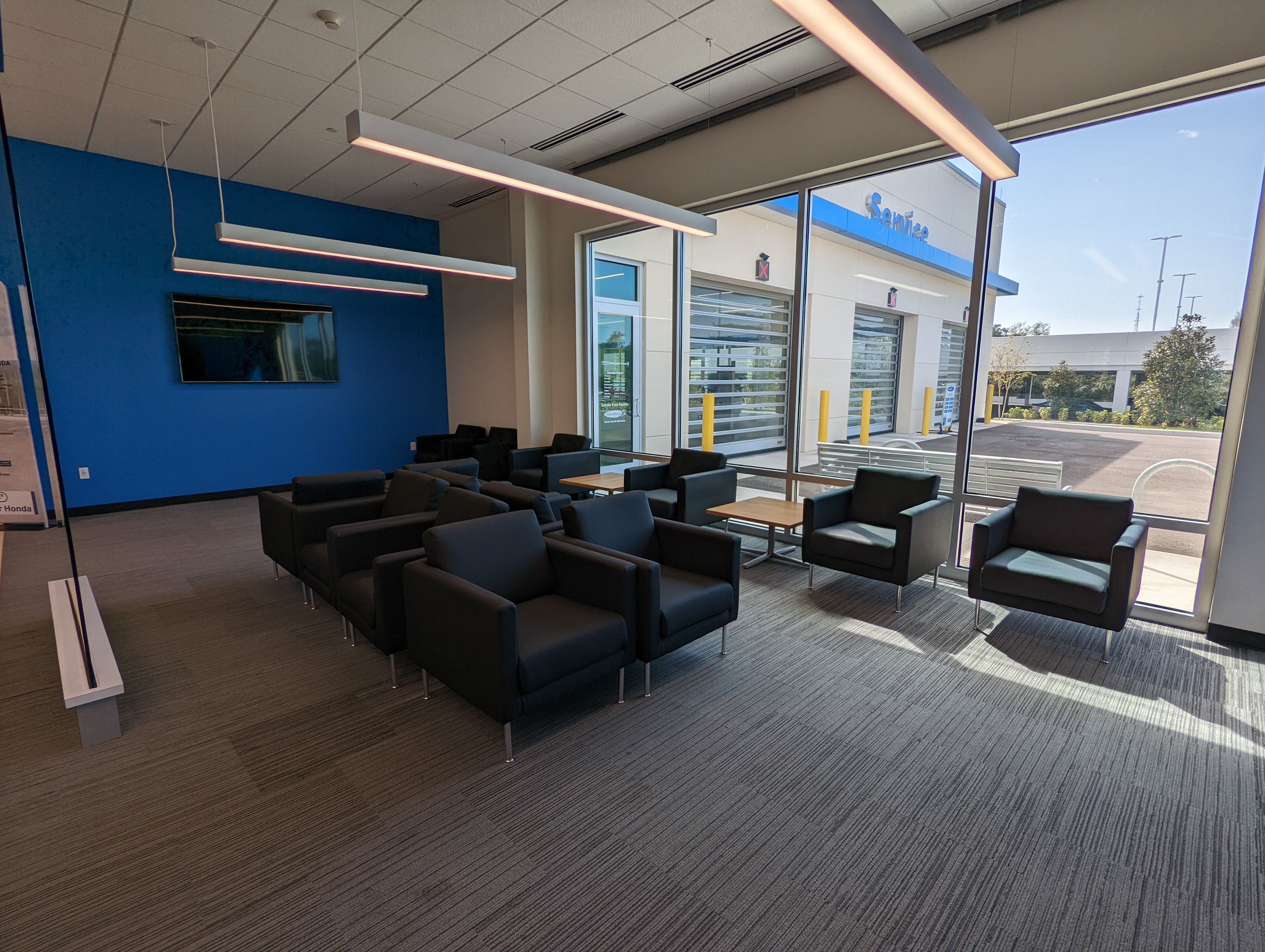 Used 2025 Ford Maverick Lobo AWD/4WD image 39