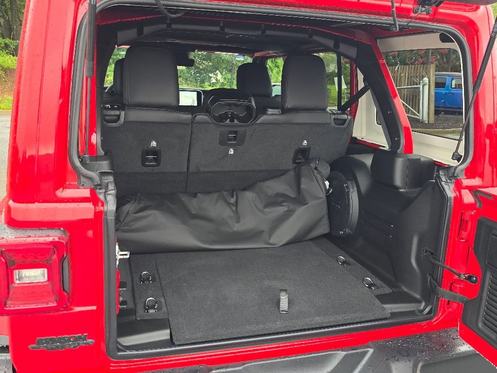 New 2025 Jeep Wrangler Sahara image 8