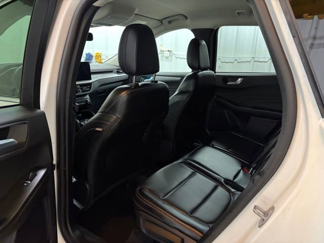 Used 2024 Ford Escape Platinum image 16