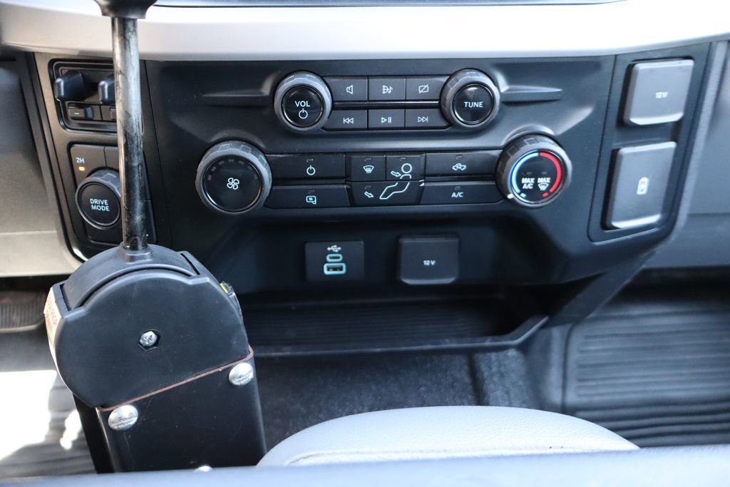 Used 2023 Ford F550 4x4 Regular Cab Super Duty image 9