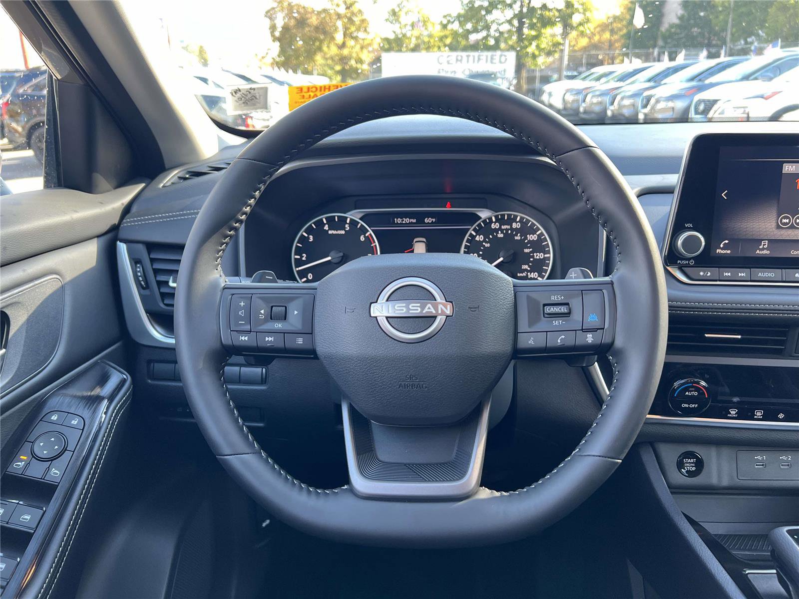 Used 2025 Nissan Rogue SV image 21