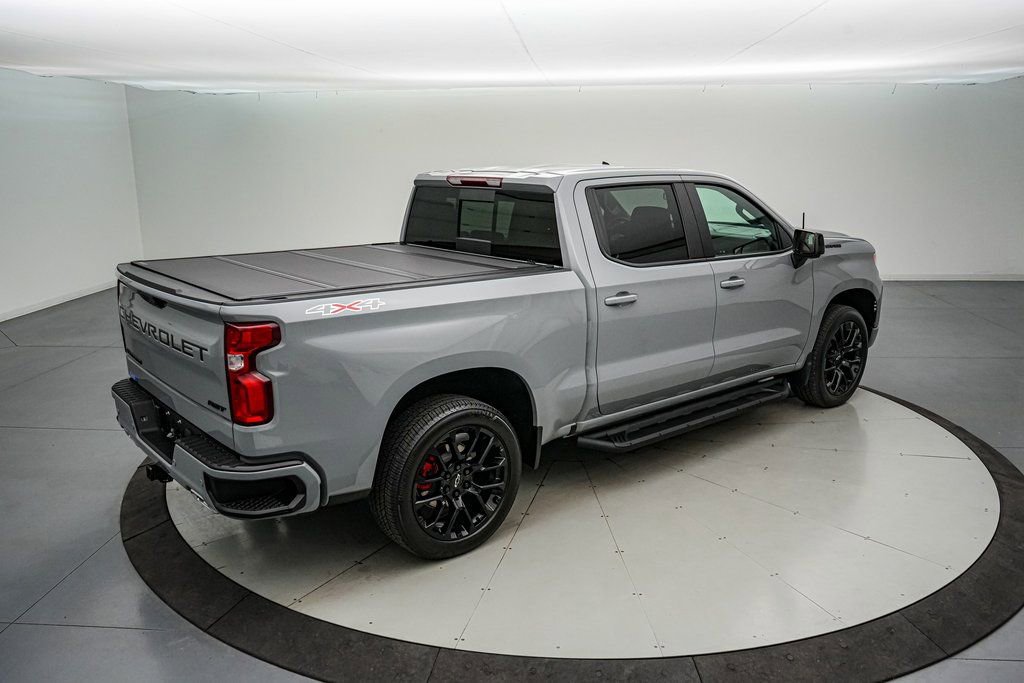 Used 2024 Chevrolet Silverado 1500 RST w/ Convenience Package II image 4
