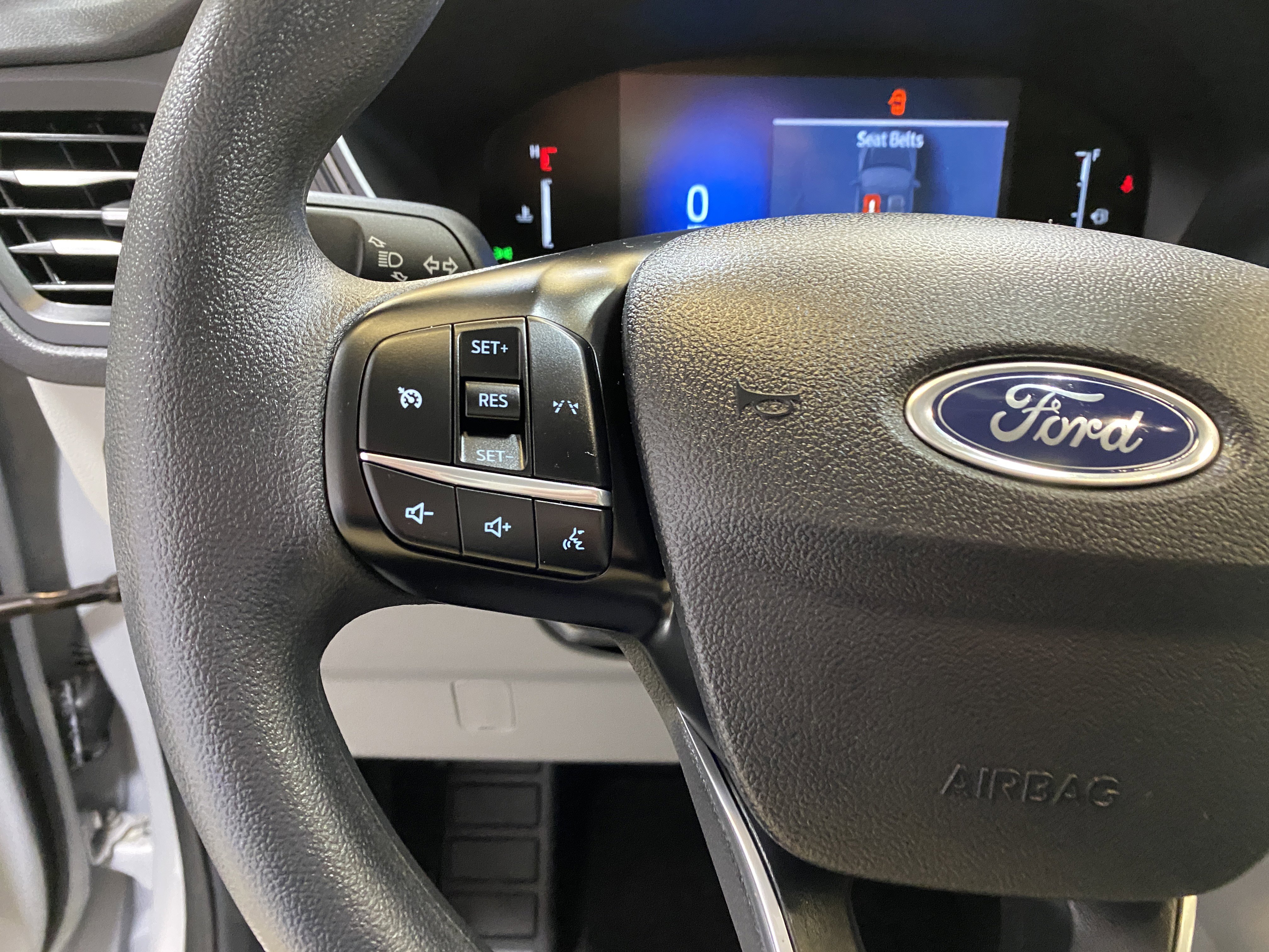 Used 2025 Ford Escape Active image 33