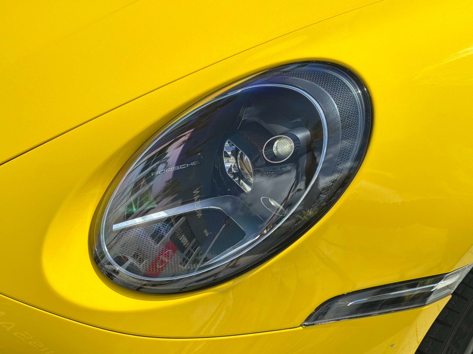 Used 2022 Porsche 911 Carrera RWD image 10