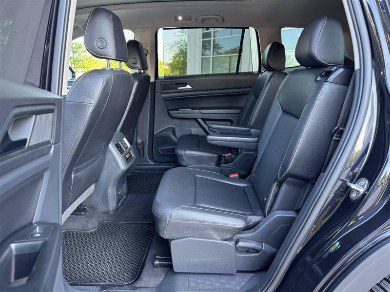 Used 2021 Volkswagen Atlas SEL AWD/4WD image 19