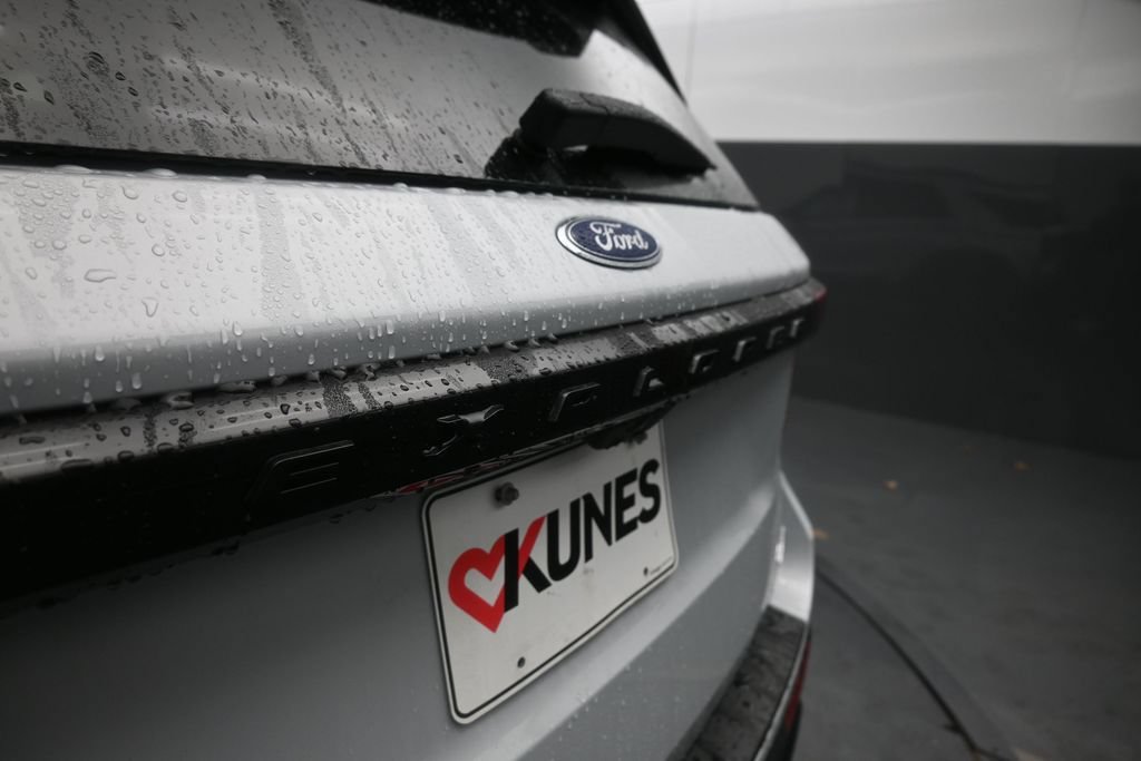 New 2026 Ford Explorer ST-Line w/ ST-Line Street Pack AWD/4WD image 14