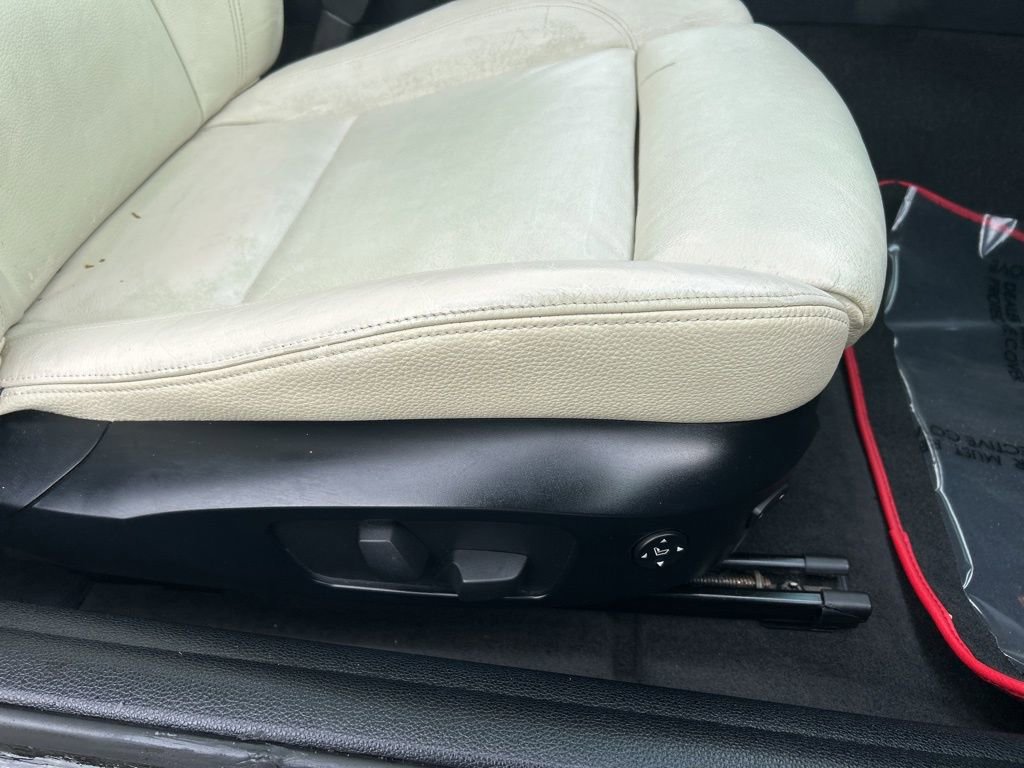 Used 2011 BMW 128i Coupe w/ Premium Pkg RWD image 35