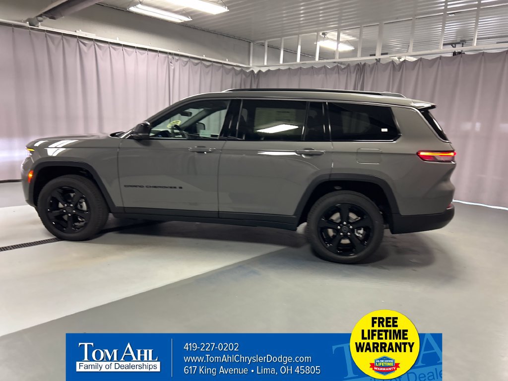 New 2027 Jeep Grand Cherokee L Limited AWD/4WD image 4