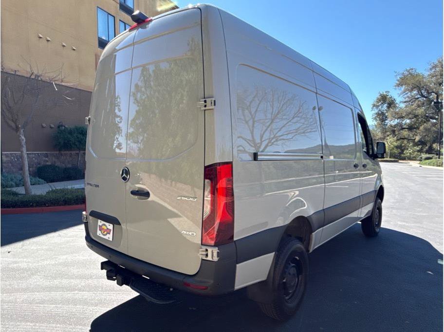 Used 2023 Mercedes-Benz Sprinter 2500 144 Cargo image 7