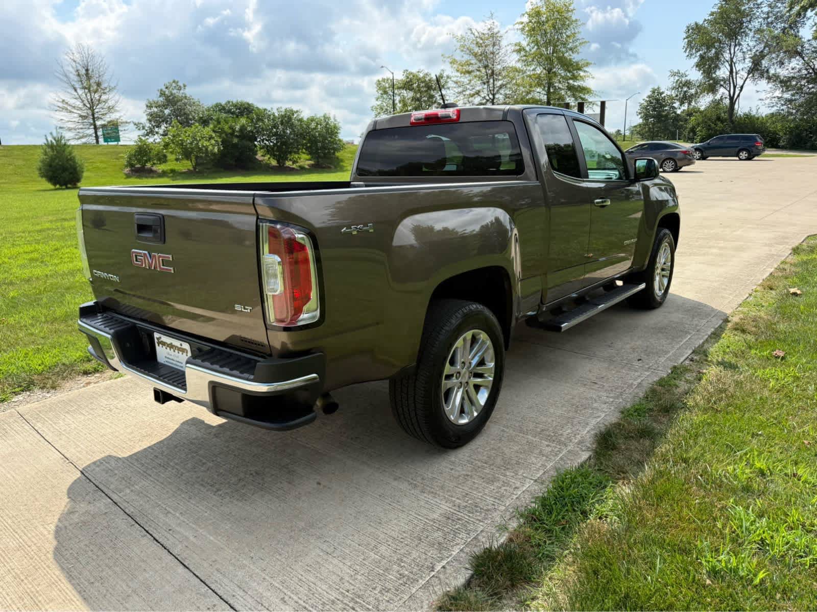 Used 2015 GMC Canyon SLT AWD/4WD image 6