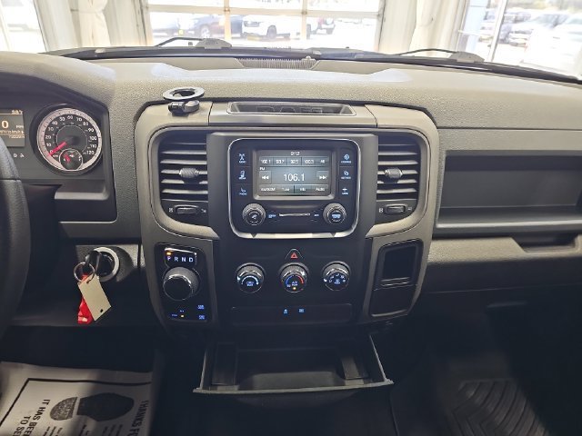 Used 2019 RAM 1500 Express w/ Express Value Package AWD/4WD image 17