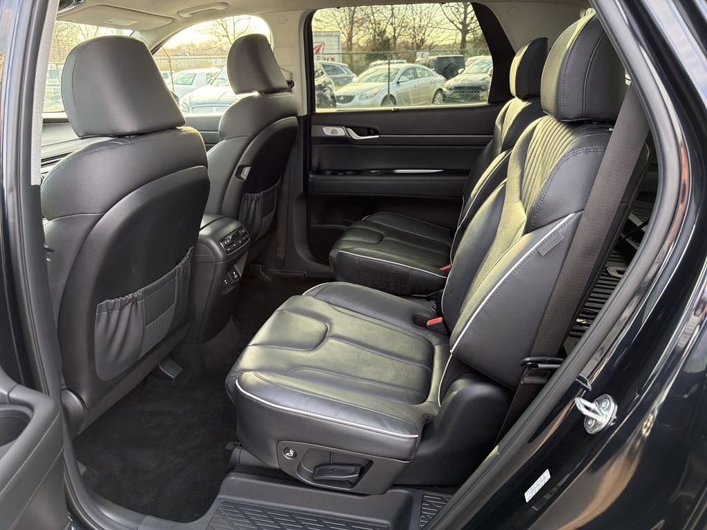 Used 2024 Hyundai Palisade Limited image 13