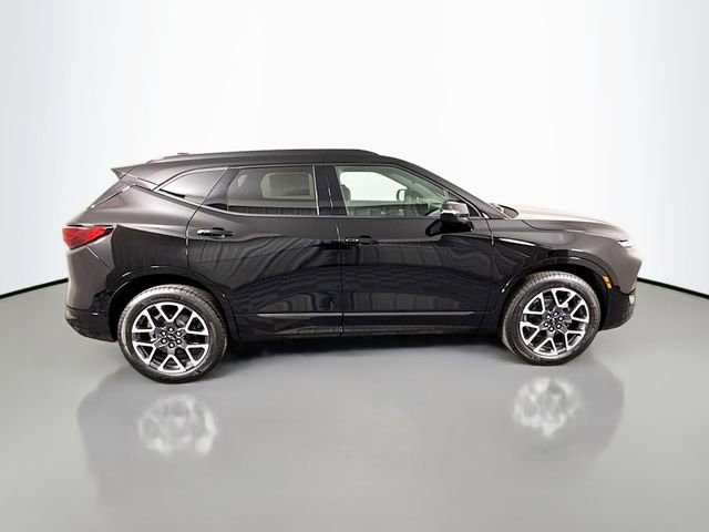 New 2025 Chevrolet Blazer RS w/ Enhanced Convenience Package image 11