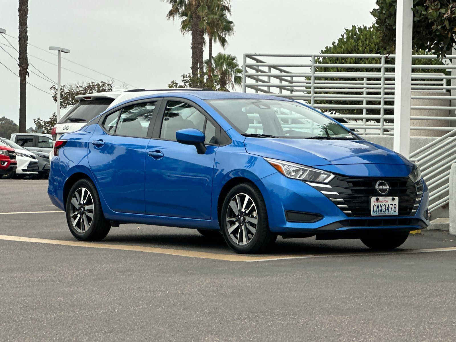 Used 2024 Nissan Versa SV FWD image 8