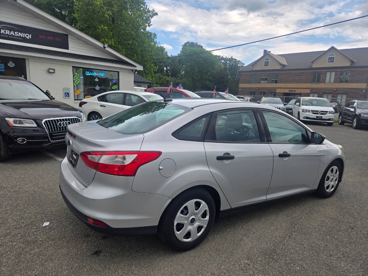 Used 2014 Ford Focus S FWD image 7