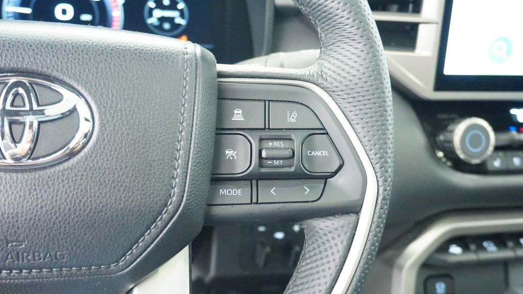 Used 2025 Toyota Tundra Limited image 36