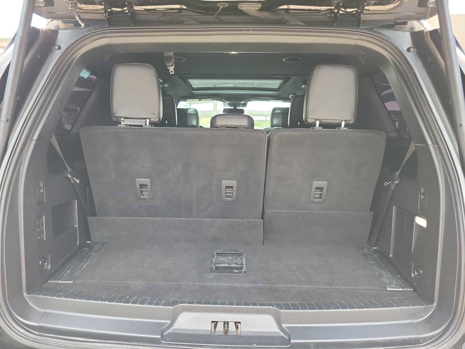 Used 2018 Ford Expedition Limited w/ Equipment Group 301A RWD image 23