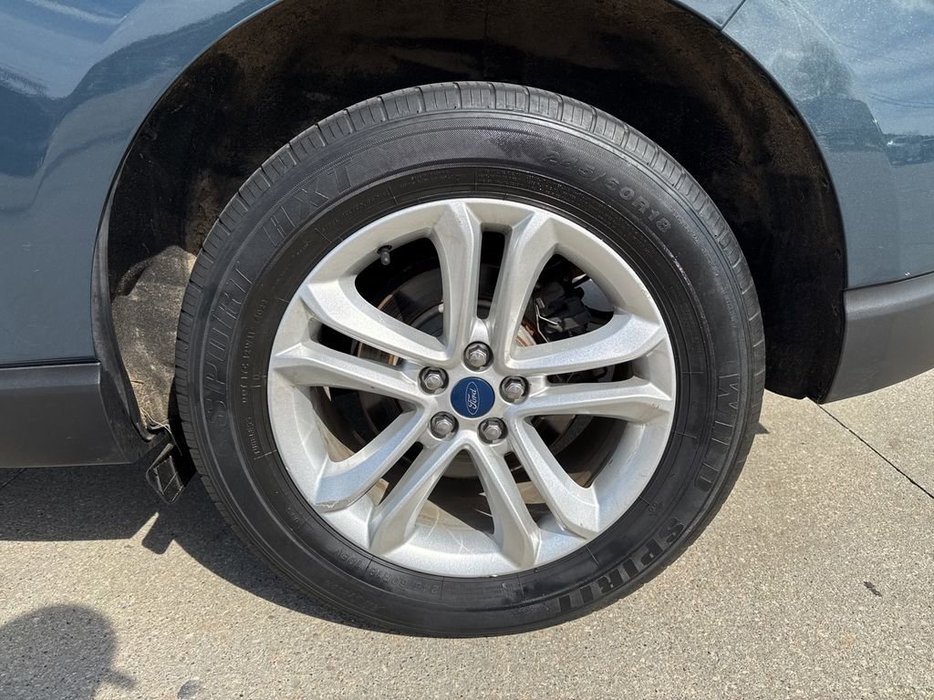 Used 2019 Ford Edge SEL w/ Equipment Group 201A AWD/4WD image 51