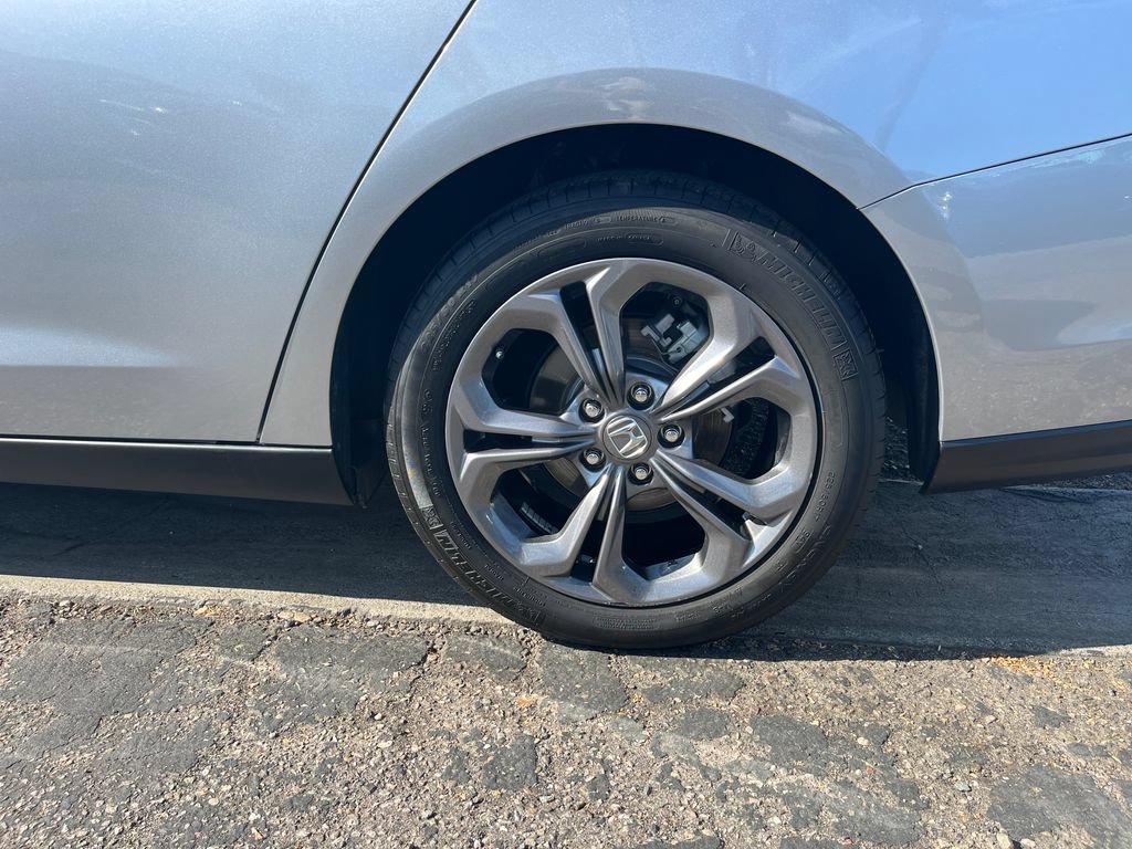 Certified 2023 Honda Accord EX image 32