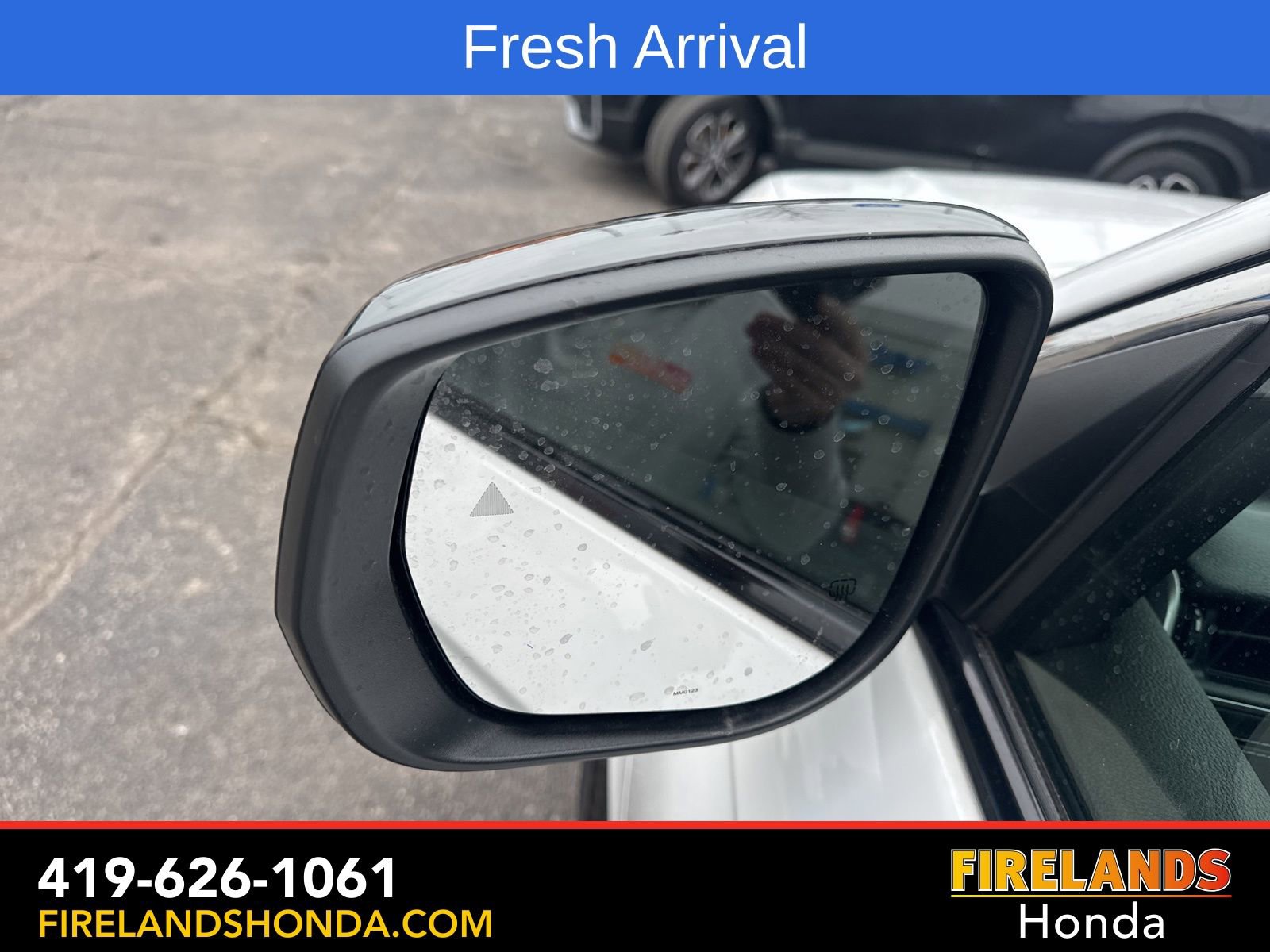 Used 2023 Jeep Grand Cherokee Laredo image 12