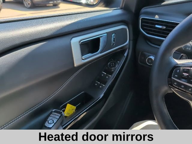 Used 2022 Ford Explorer ST w/ ST Street Pack image 11