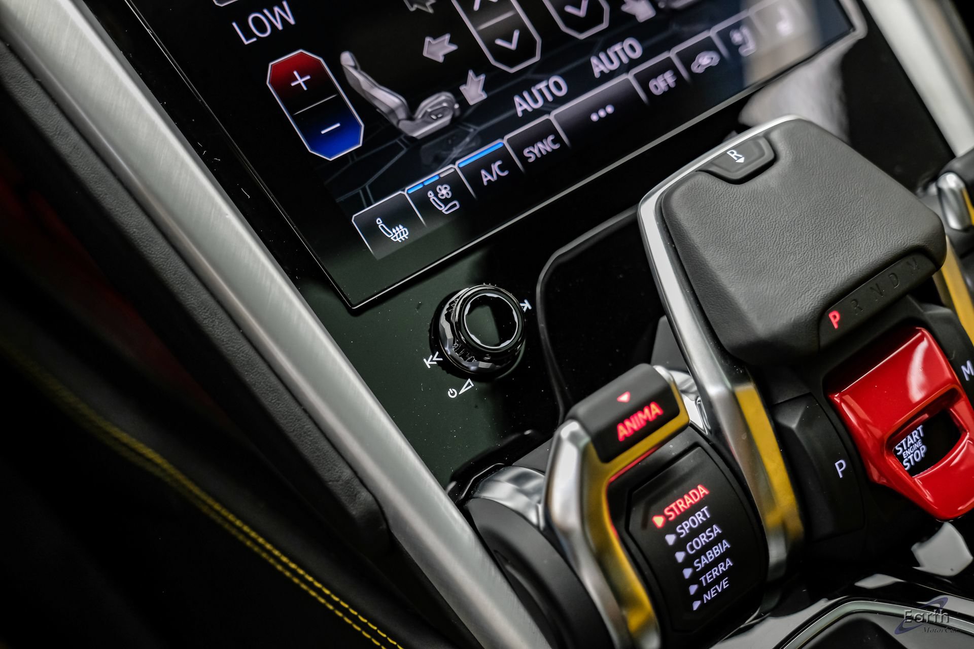 Used 2021 Lamborghini Urus AWD/4WD image 64