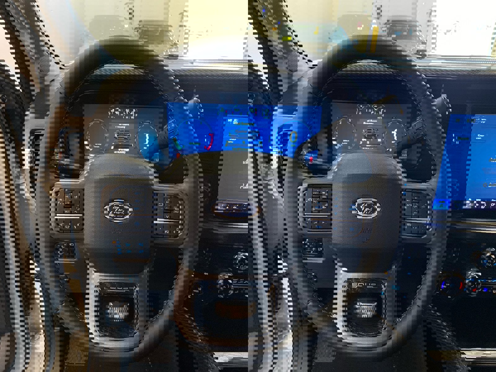 New 2026 Ford F250 Lariat w/ Black Appearance Package image 24