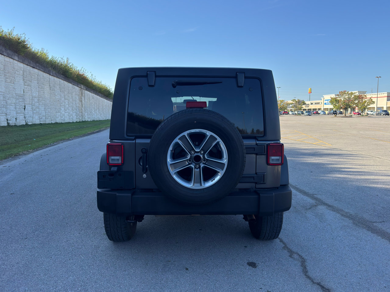 Used 2018 Jeep Wrangler Unlimited Sport S image 5