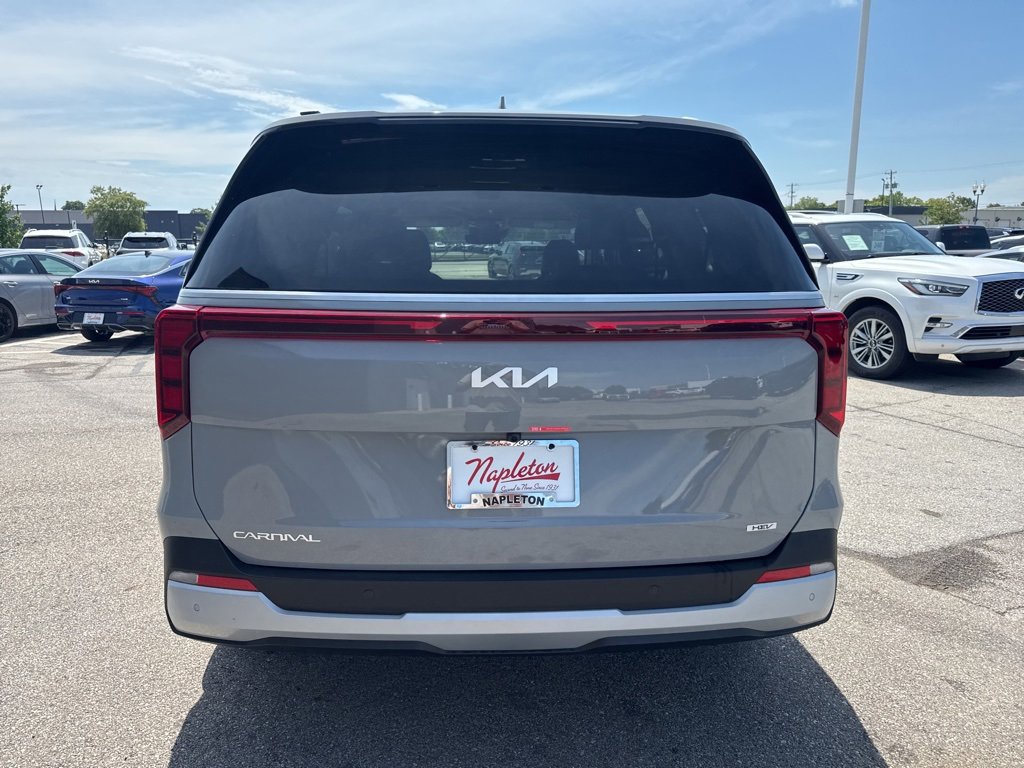 New 2026 Kia Carnival EX image 6