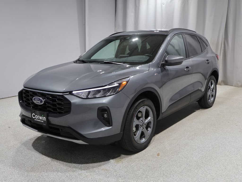 Used 2025 Ford Escape ST-Line Select AWD/4WD image 7
